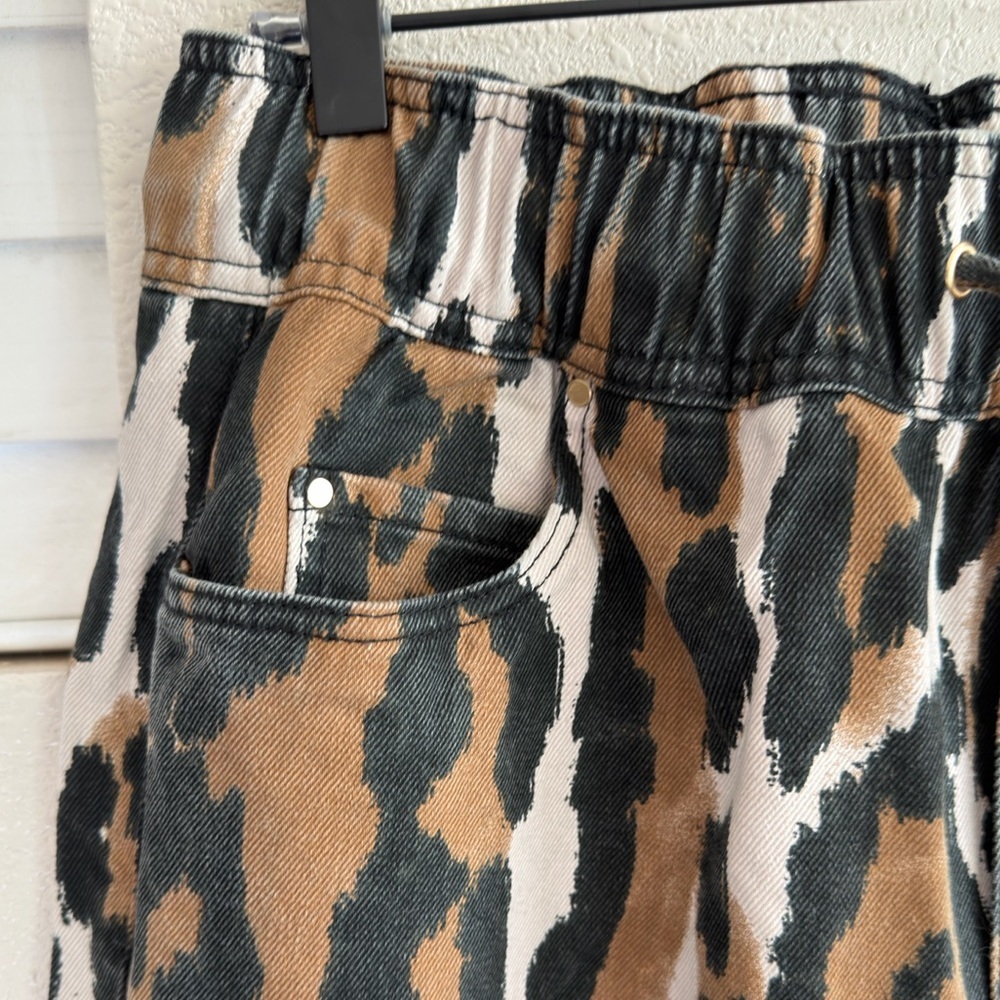 AJE Studio Sienna Wide Leg Jeans Animal Print - Picture 9 of 16